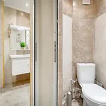 Unique Atmosphere With Golden Standard Design Sofia