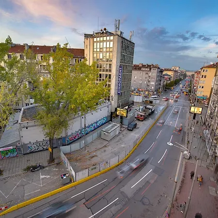 Апартаменты Unique Atmosphere With Golden Standard Design София